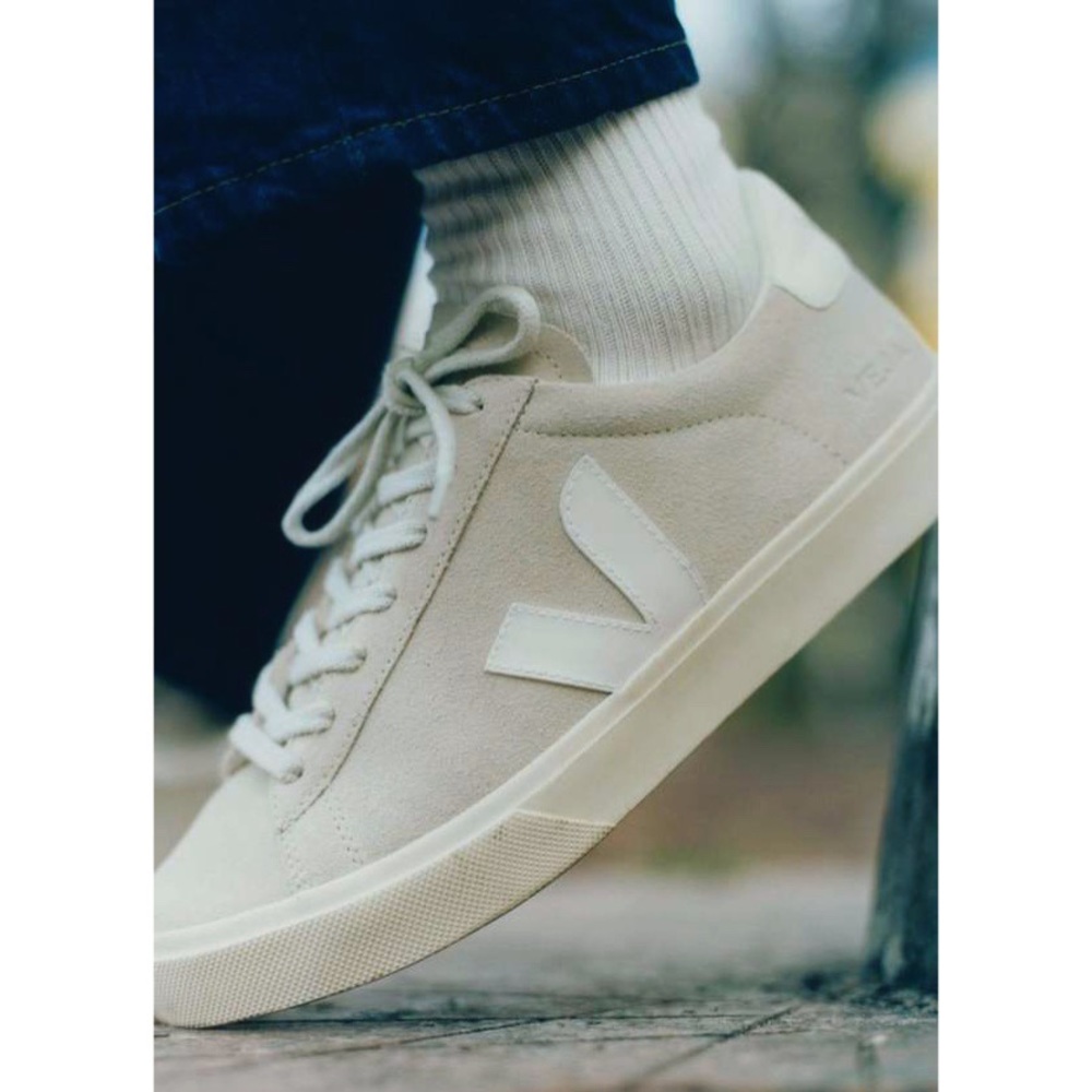 VEJA/ CAMPO SUEDE NATURAL WHITE size eu/39 men’s usa 7
